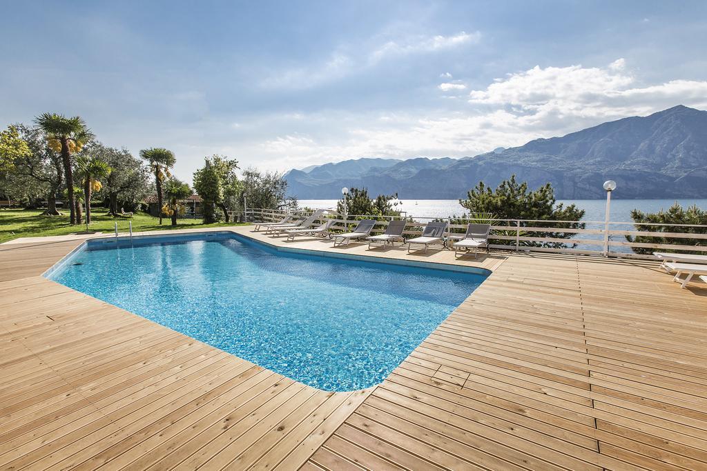 Residence Parco Lago Di Garda Мальчезіне Екстер'єр фото