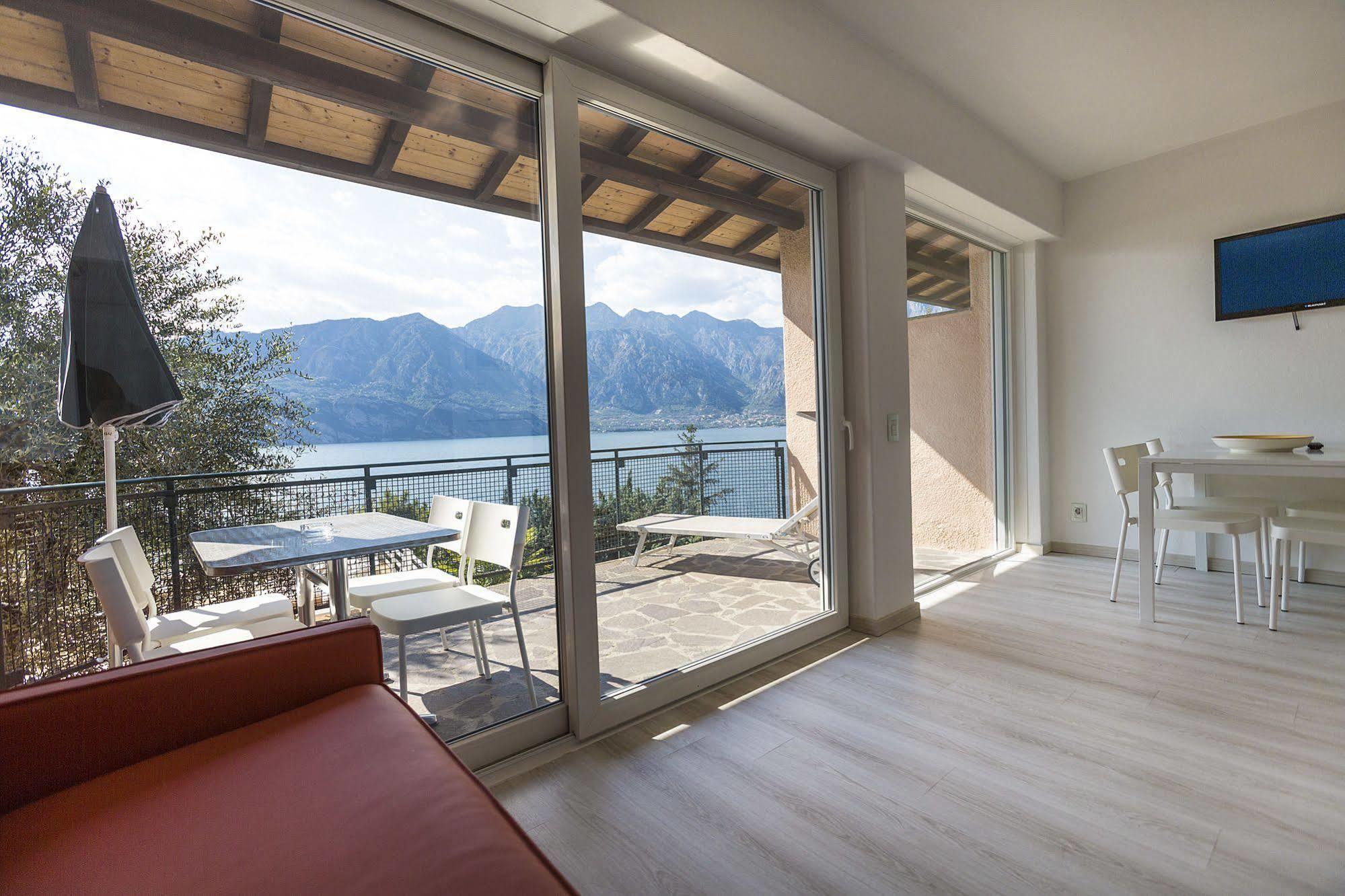 Residence Parco Lago Di Garda Мальчезіне Екстер'єр фото