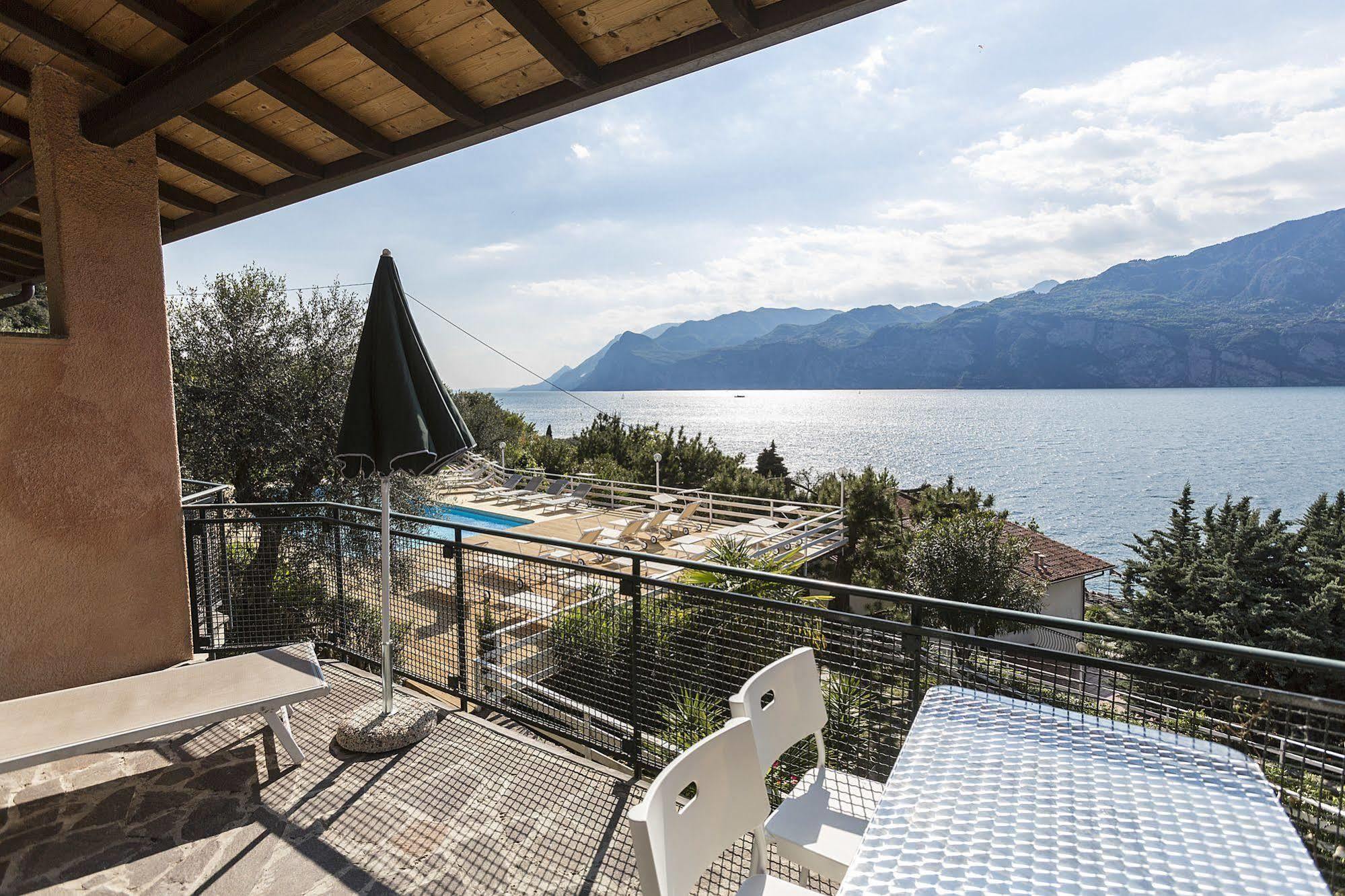 Residence Parco Lago Di Garda Мальчезіне Екстер'єр фото