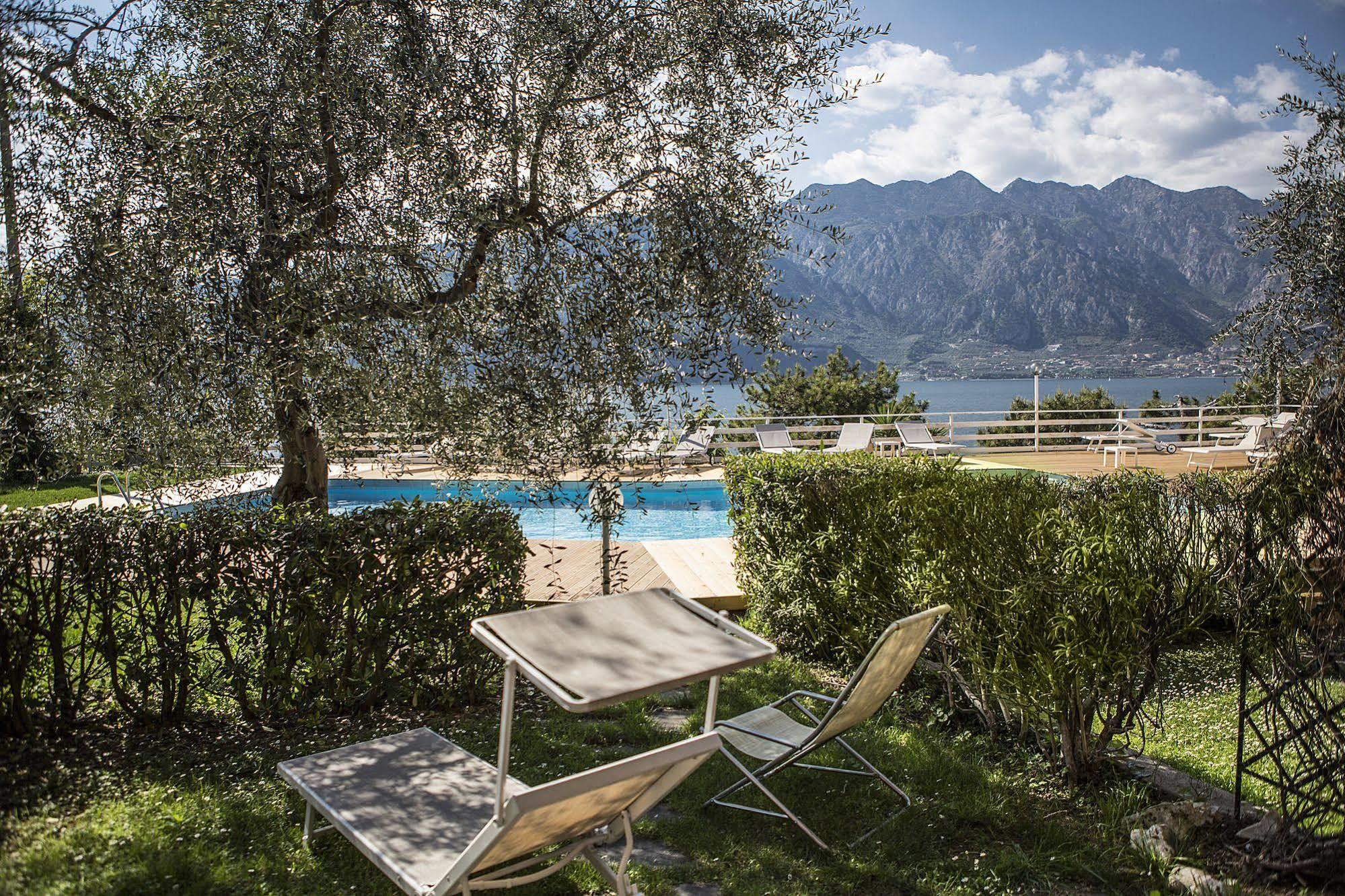 Residence Parco Lago Di Garda Мальчезіне Екстер'єр фото